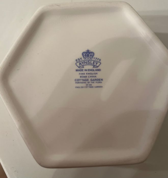 Англійська порцеляна Aynsley Cottage Garden