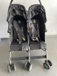 Carrinho passeio duplo - Maclaren Twin Triumph