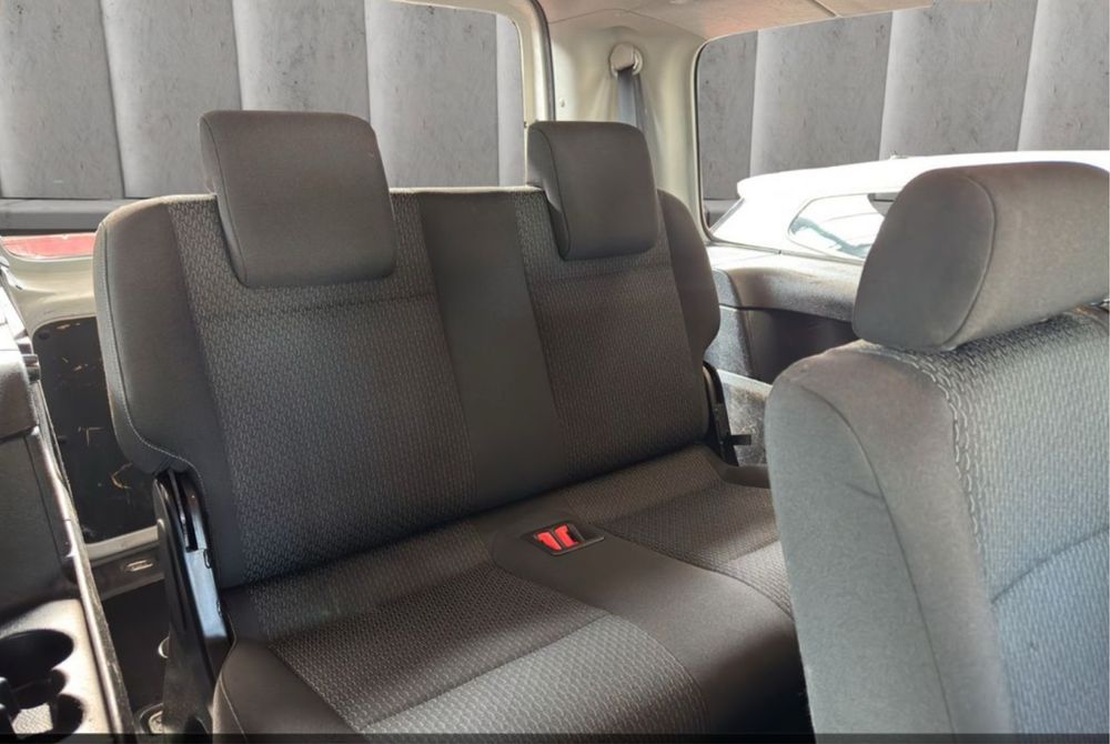 Do wynajecia samochod 7 osobowy siedem osob VW Caddy maxi wypozyczalni