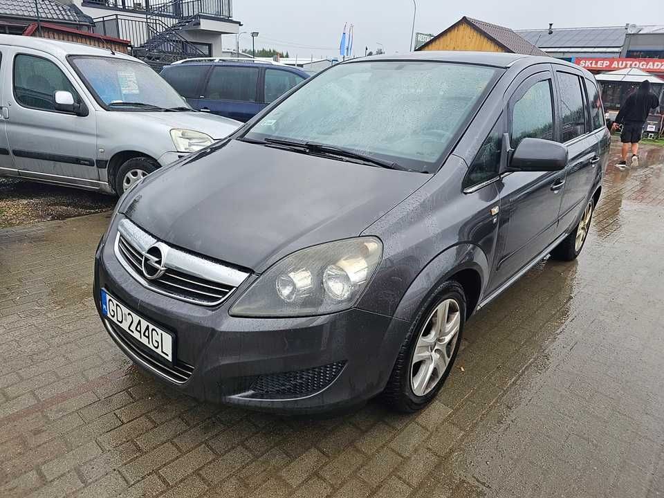 Opel Zafira 7 OSOBOWY/2010R/1.7 diesel