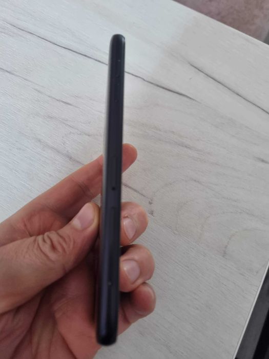 Смартфон Samsung SM-J510H Galaxy J5