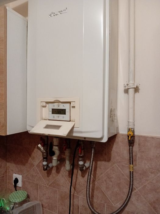 Газовий настінний двоконтурний котел