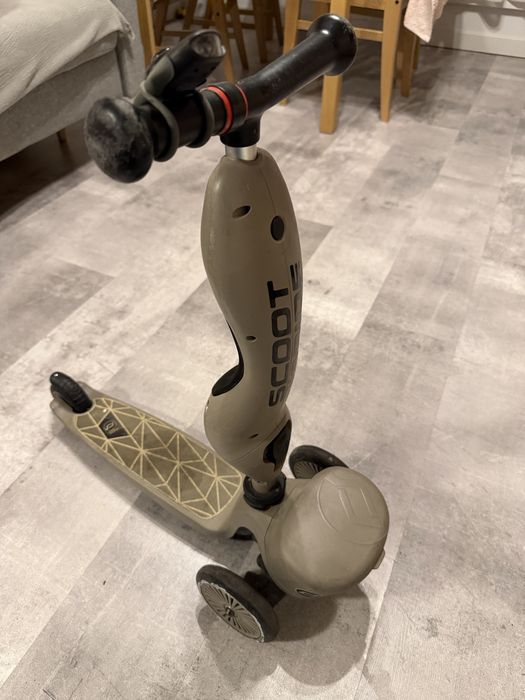 Scoot and Ride 2w1 jeździk / hulajnoga z kaskiem