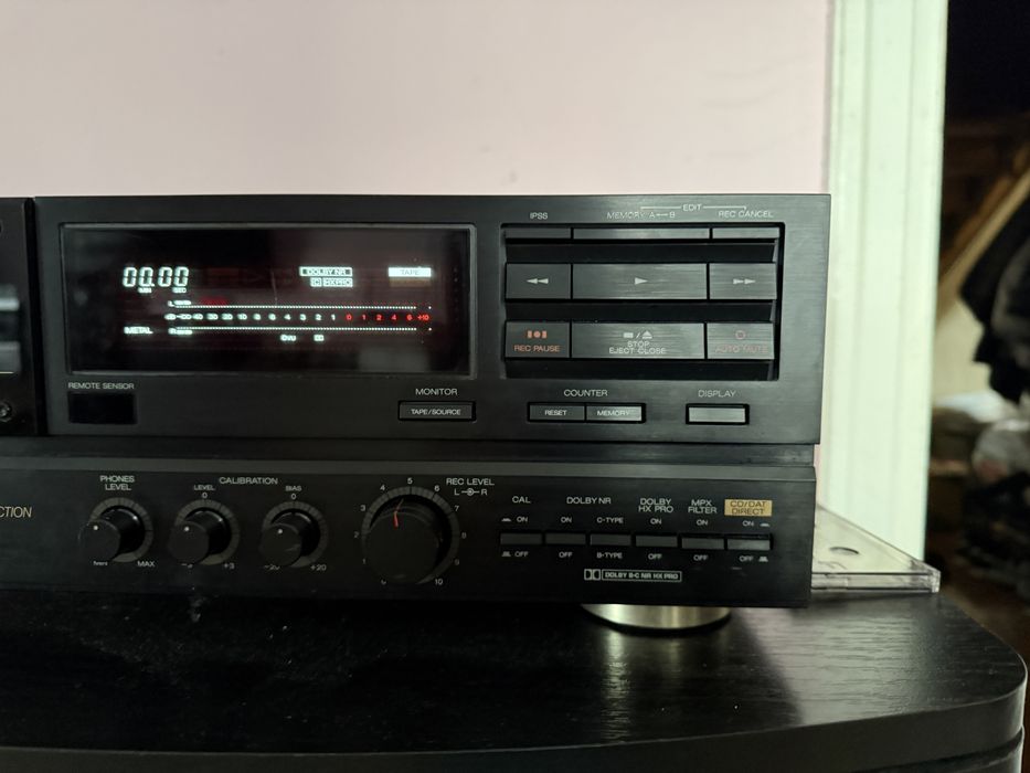 Касетна дека Akai GX 75