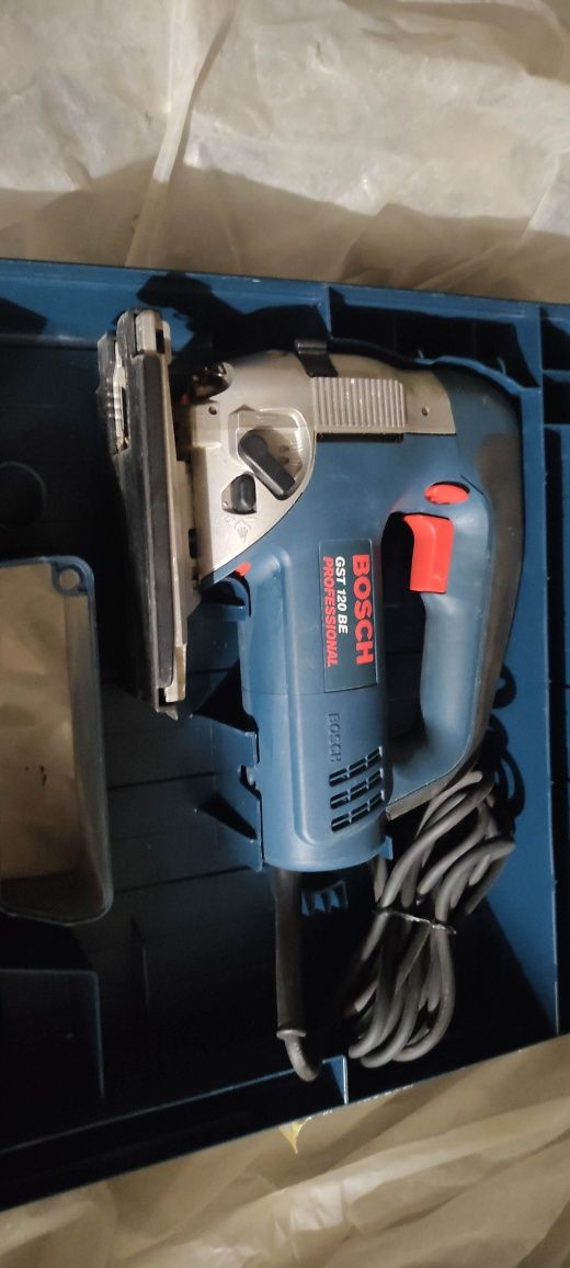 Электролобзик Bosch GST120 BE Professional в кейсе