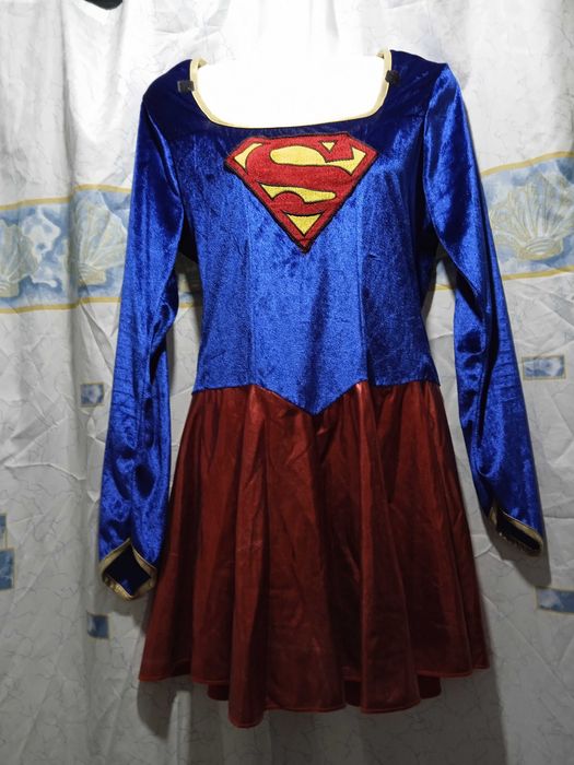 Костюм платье супер женщины супер герл