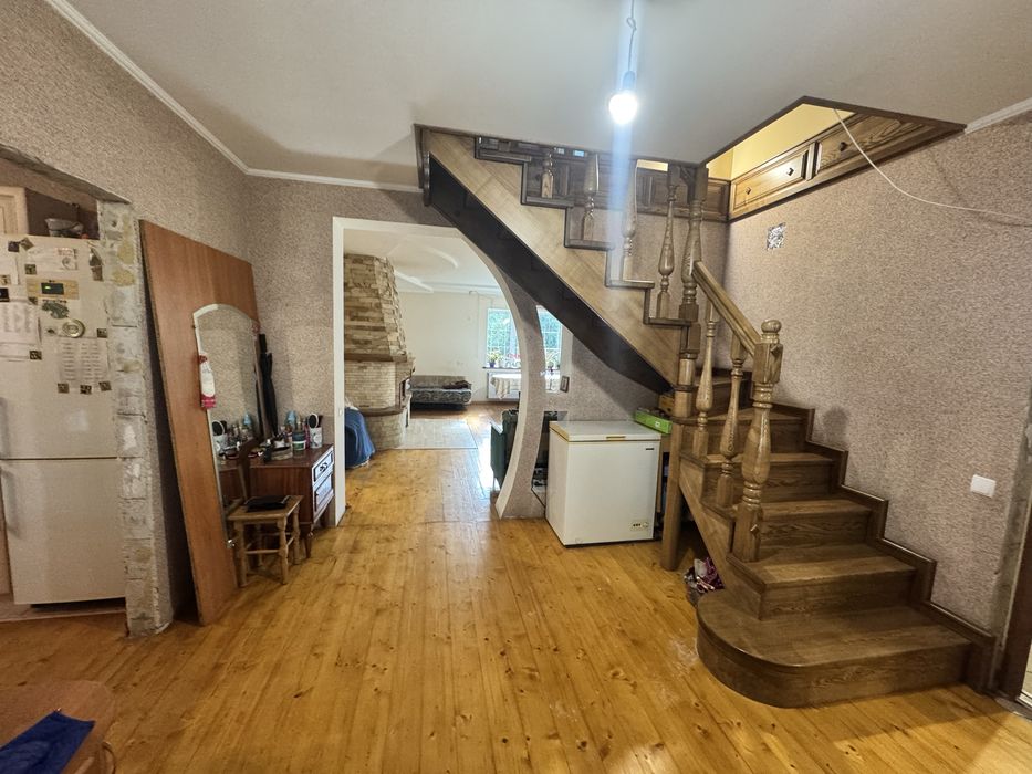 Продаж Два великих нових будинки біля м.ПОЧАІВ Тернопільська область