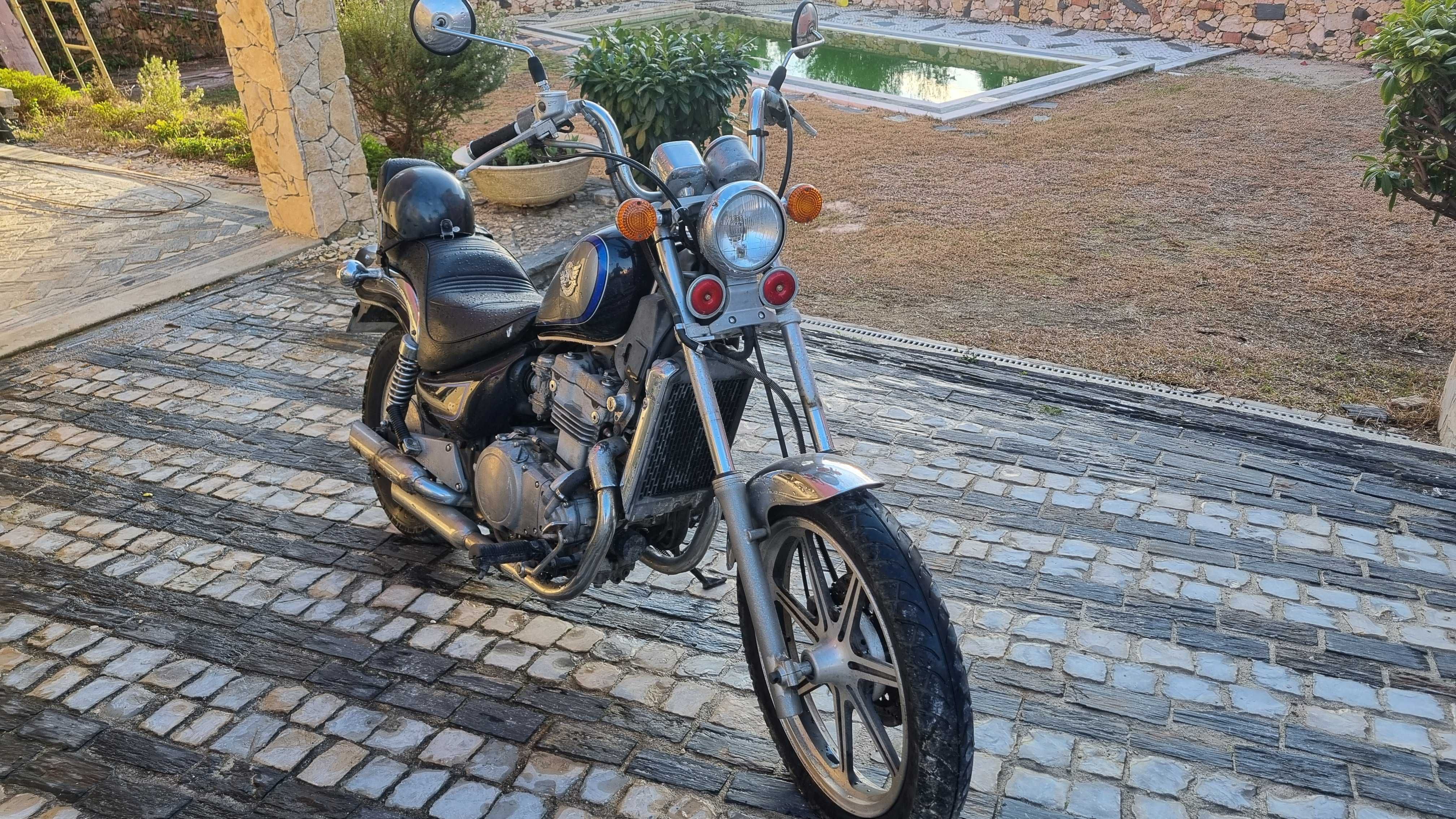 Moto Kawasaki EN 500