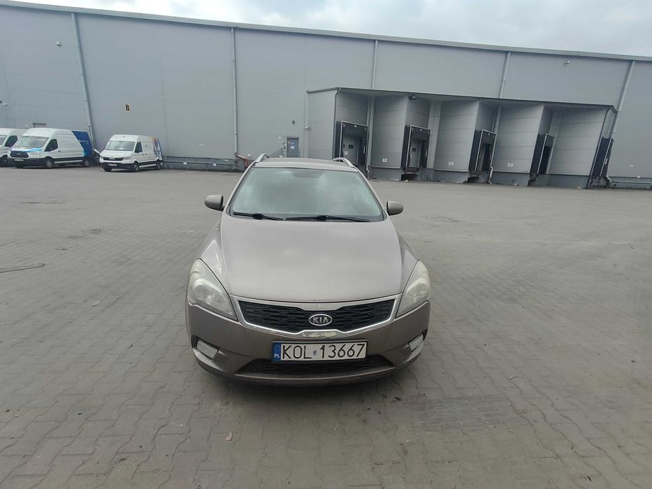 Syndyk sprzeda - Kia Ceed 1.6, 2011r.