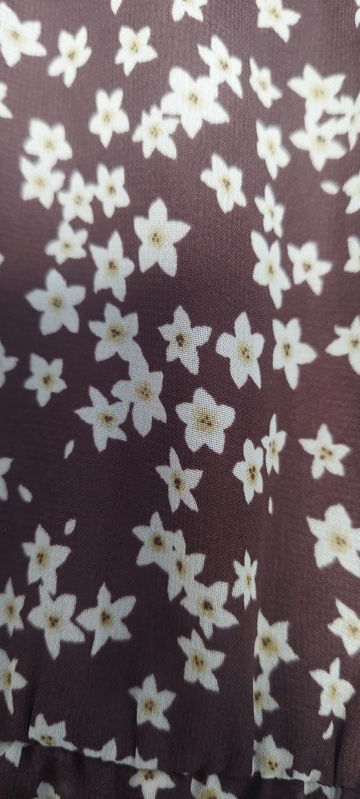 Sukienka brazowa w kwiaty