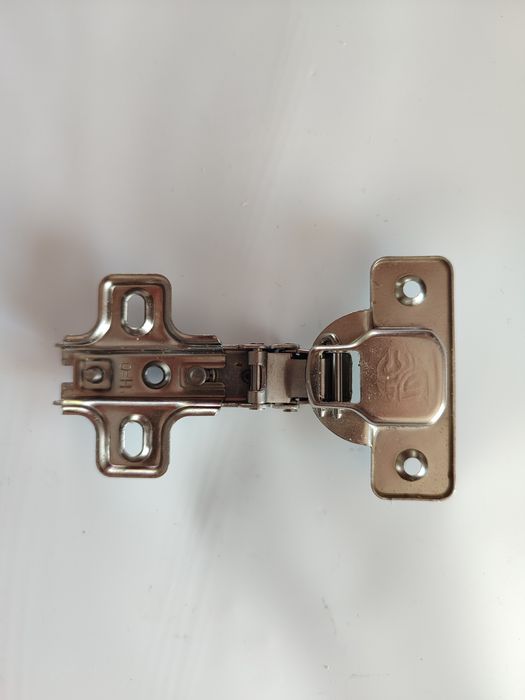 Петля (завіса) накладна меблева