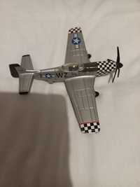 Колекційний літак North American Aviation P-51 Mustang