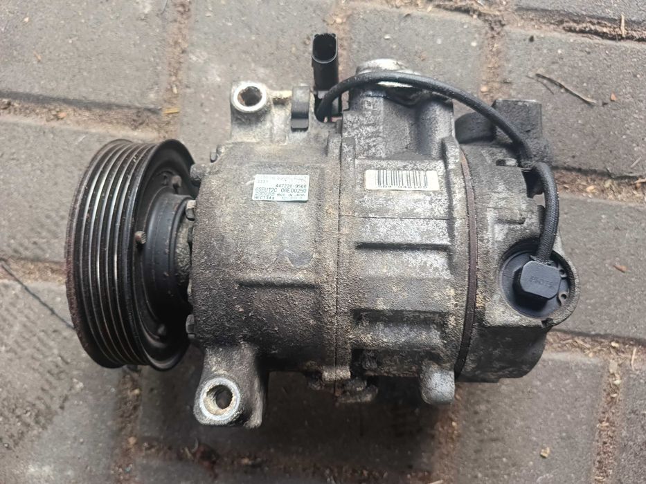 Kompresor/ sprężarka klimatyzacji Audi A4 B6 2.4l benzyna 170KM