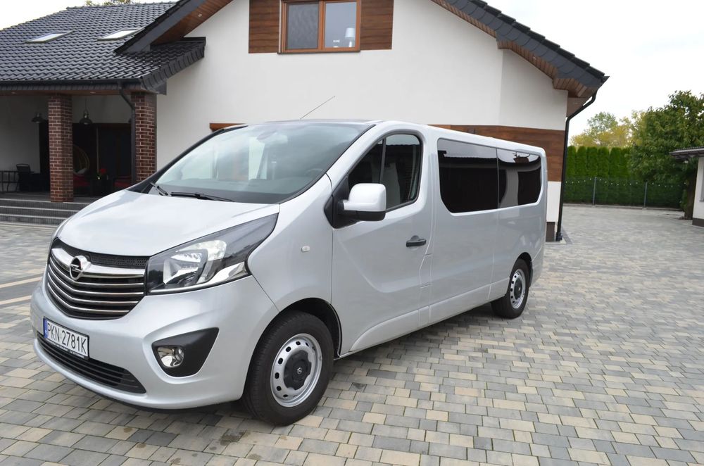 Opel Vivaro Vivaro Long! Klima! Nawiewy w dachu!