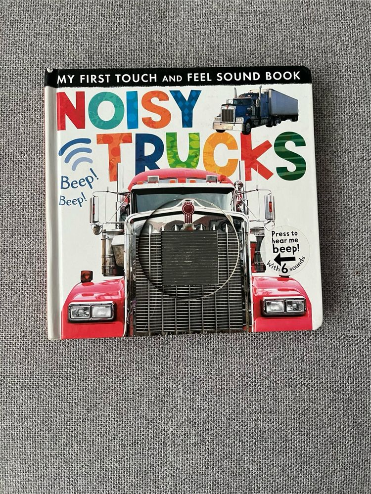 Книга Noisy trucks