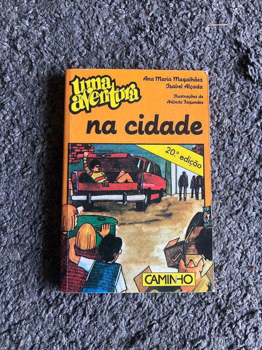 Conjunto de 6 livros da coleção “Uma aventura”