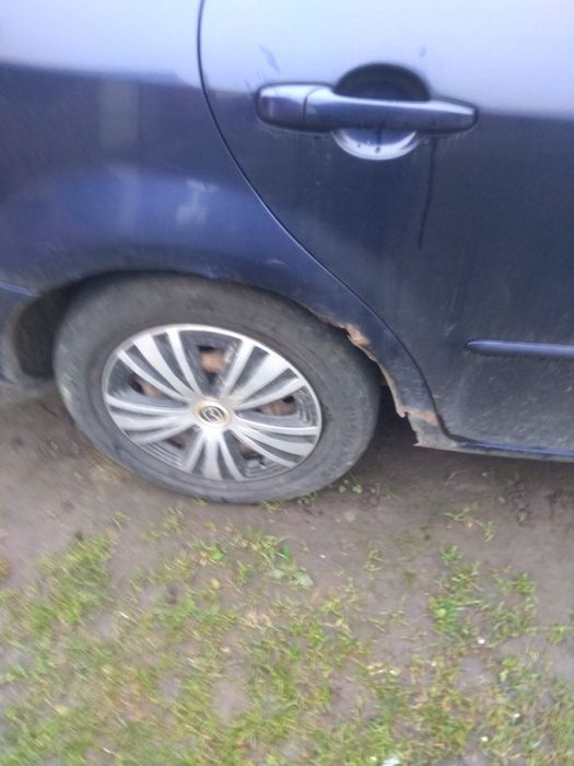 Продам Мазду 6 за стуканим двигоном