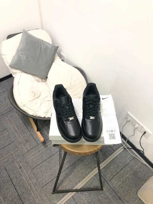 Buty-Trampk-Nike Air Force 1 Low '07 Black R.42
