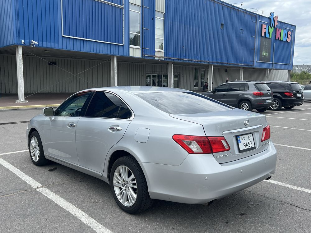 Lexus ES 350 2007 года,в отличном состоянии