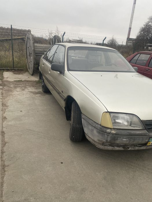 Опель омега 1988року
