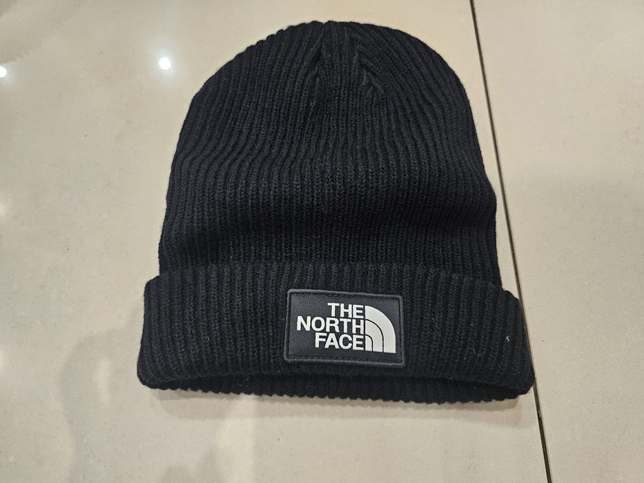 TNF The North Face nuptse srebrna + czapka zimowa TNF
