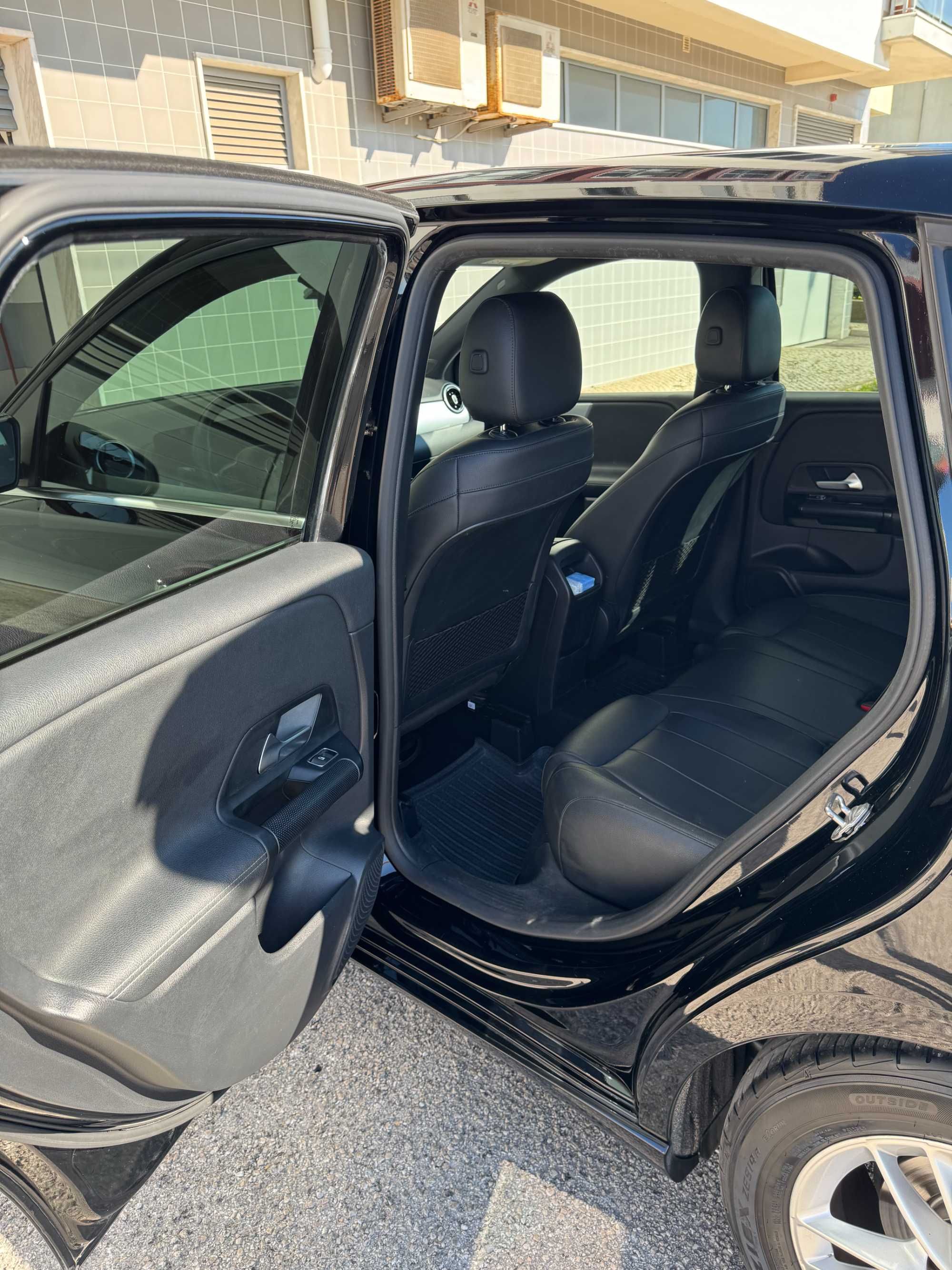 Mercedes-Benz B180 W247 automática