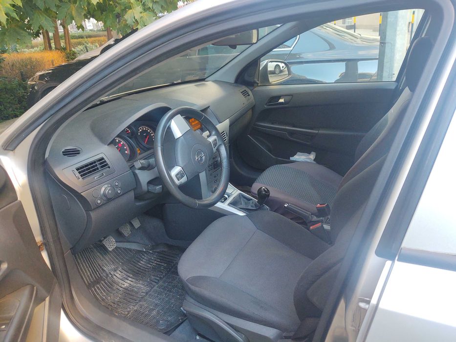 Sprzedam Opel Astra H 1,6 benzyna
