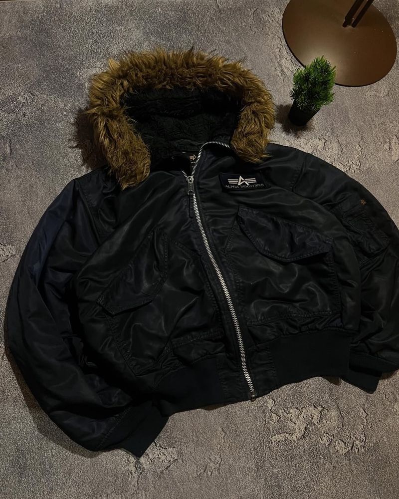 Бомбер Alpha Industries CWU-45 N2-B с капюшоном Alaska swag vintage