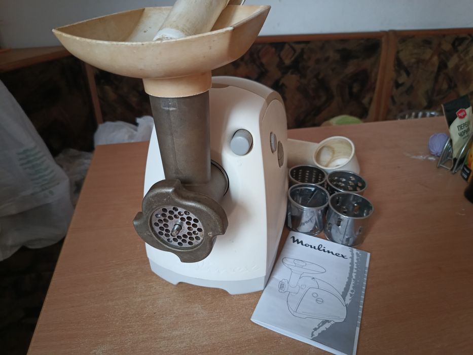 Електро м'яструба Moulinex 1400w