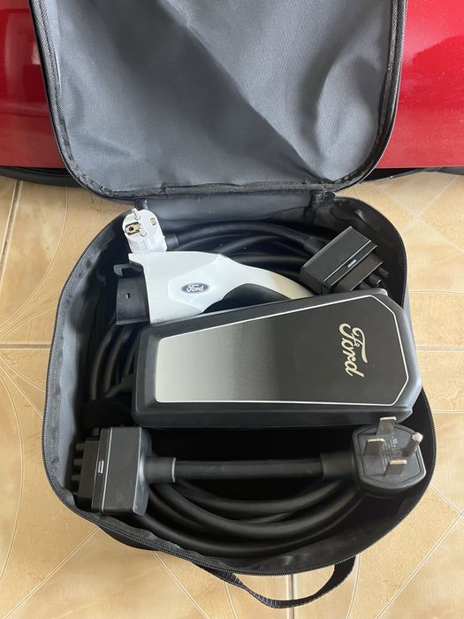 Зарядка до Mustang Mach-E