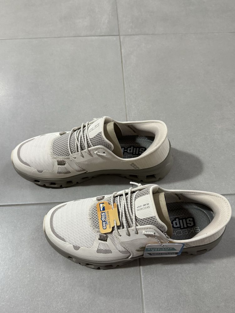Vendo Skechers Novas