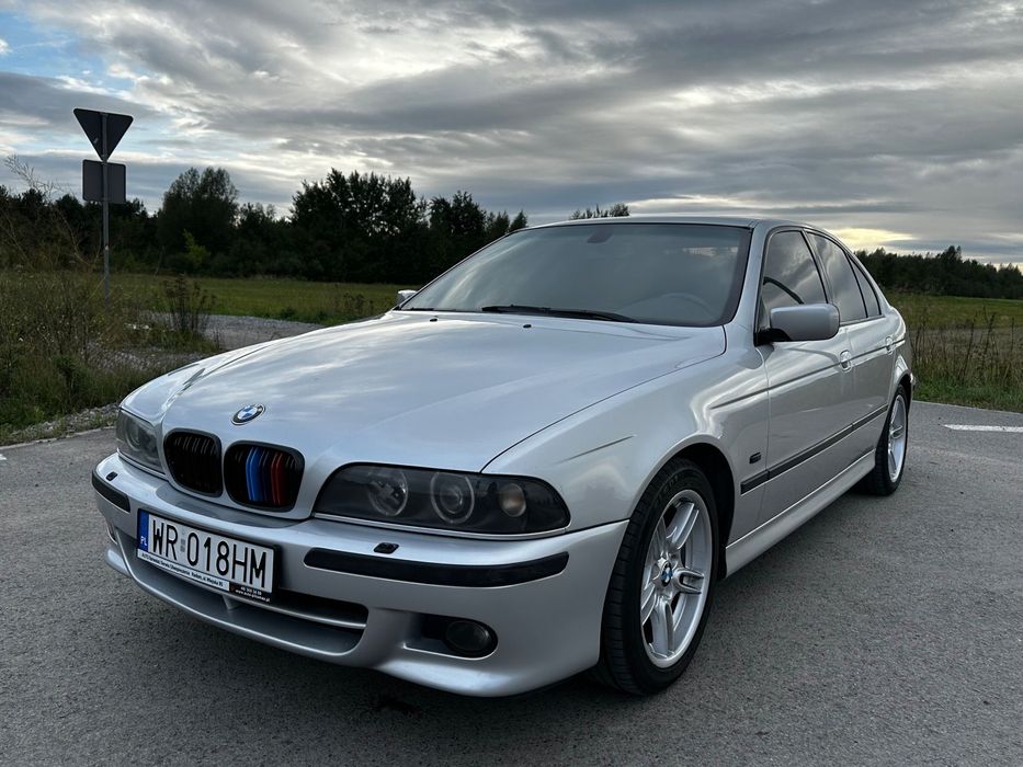 BMW Seria 5 Full M pack/4.4 V8/Skóry/Perełka