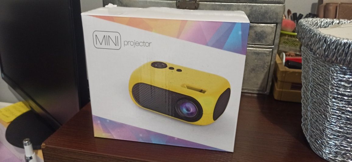 Projector Mini biały nowy