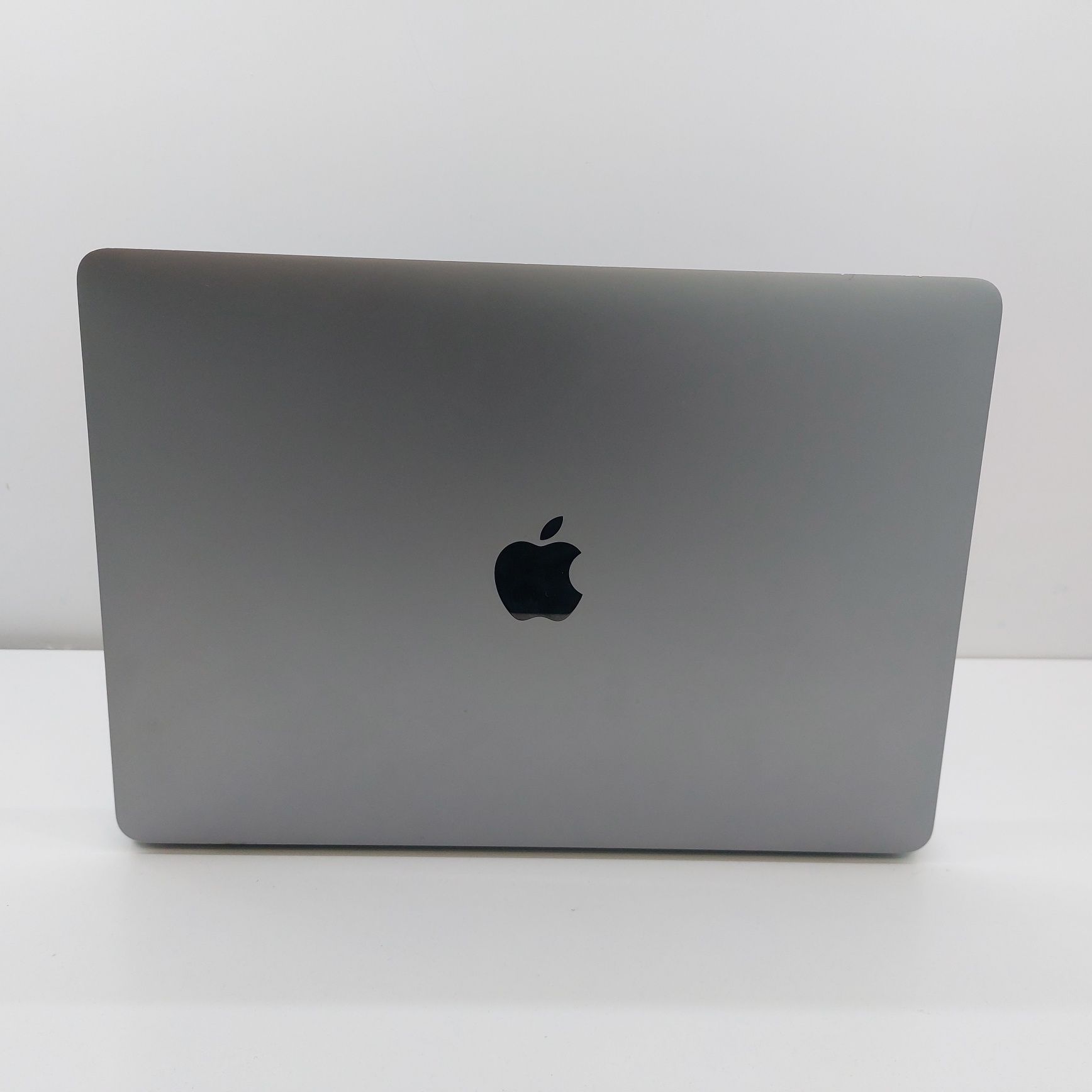 APPLE A2159 MacBook Pro 13.3 MID 2019