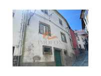 Casa para renovar em Vila Cova de Alva (Arganil)