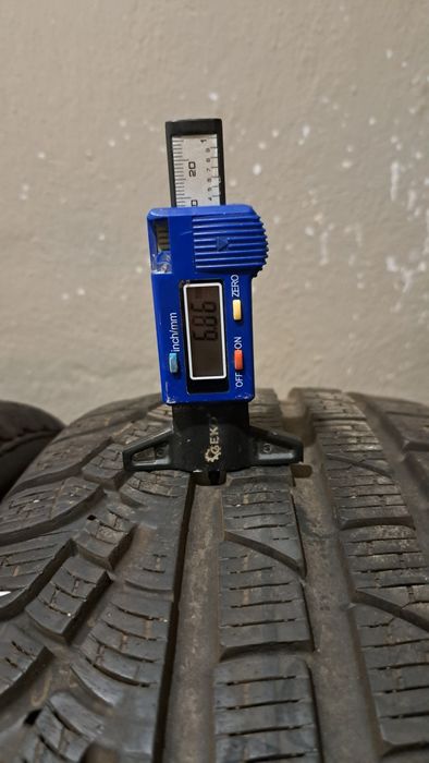 215/55R17 98H Pirelli Sotto Zero II Passat SuperB Camry