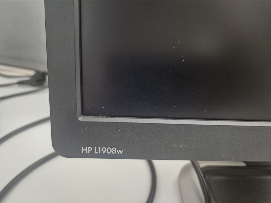 Monitor hp l1908w