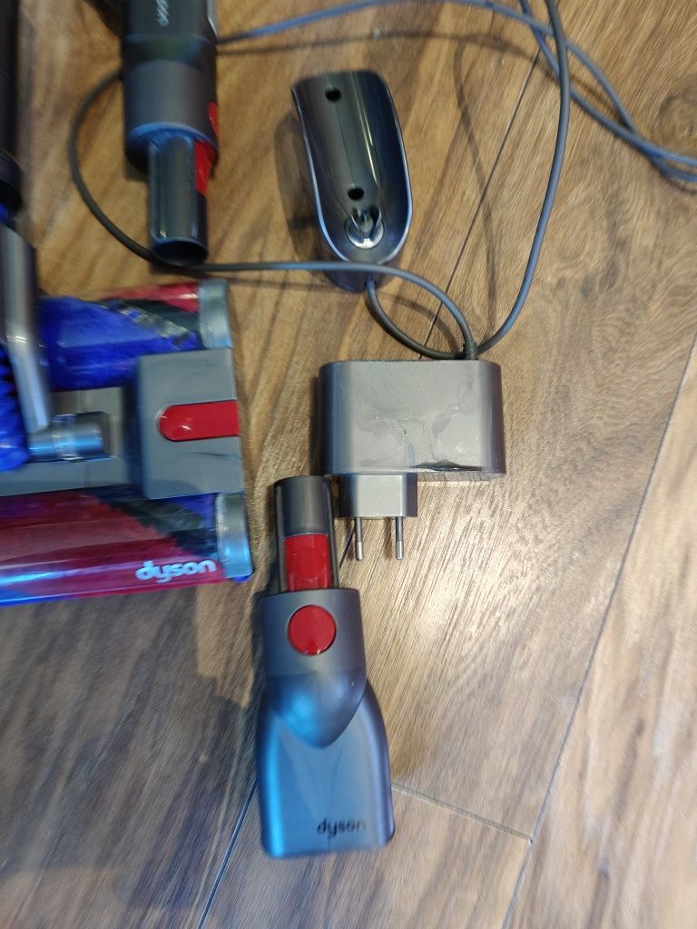 Odkurzacz dyson omni glide