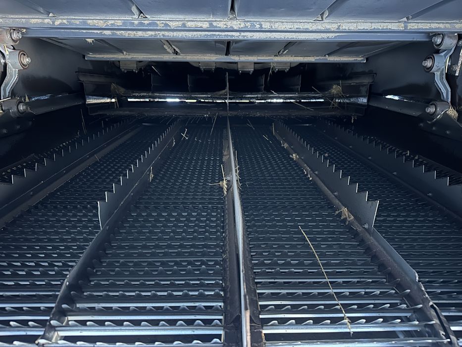 Комбайн Claas MEGA 208