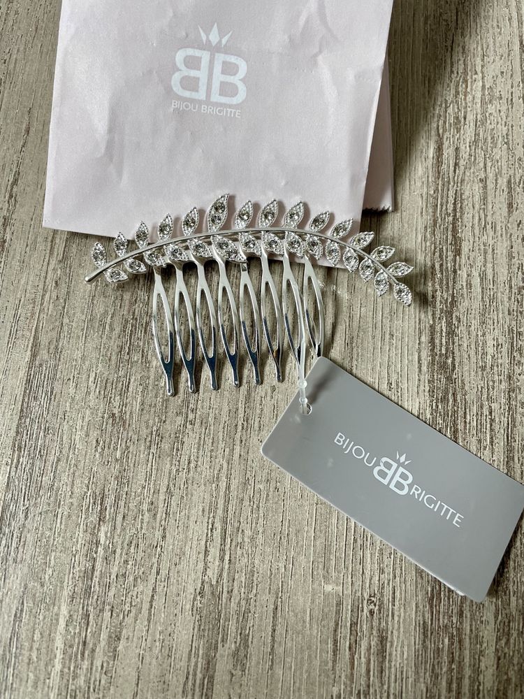 Pente de cabelo para cerimónia novo (Bijou Briggite)