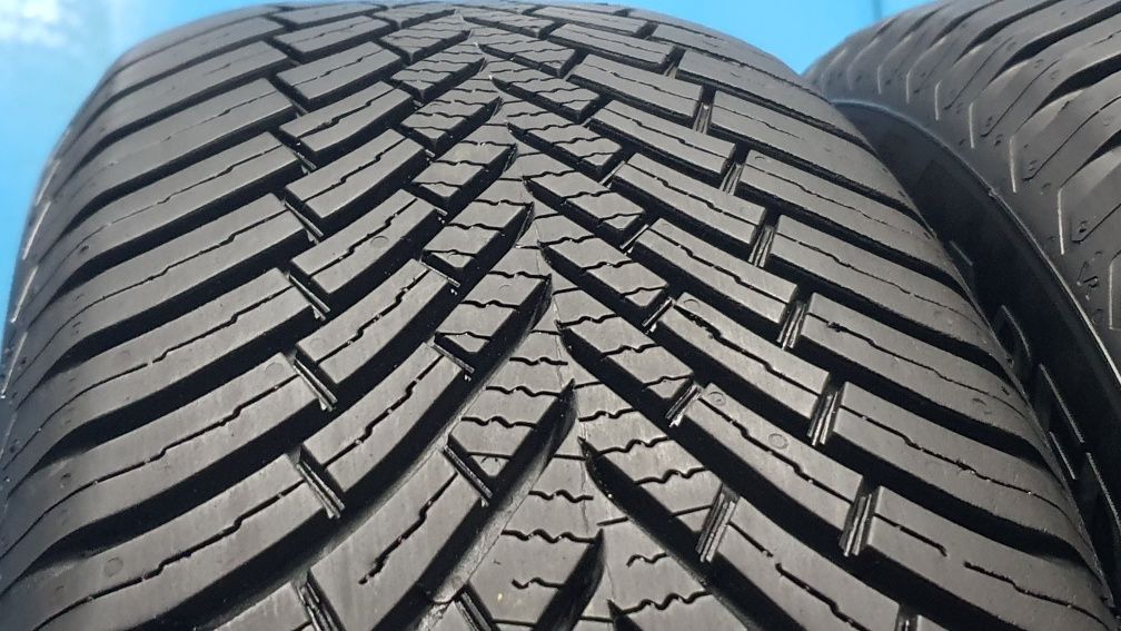 205/60 R16 Markowe opony całoroczne Vredestein ! Rok 2023