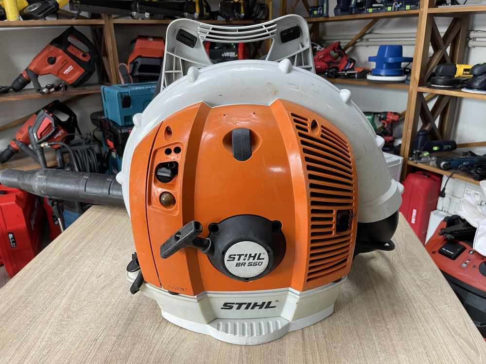 Stihl BR 550 / бензинова повітродуйка 1000 л/хв