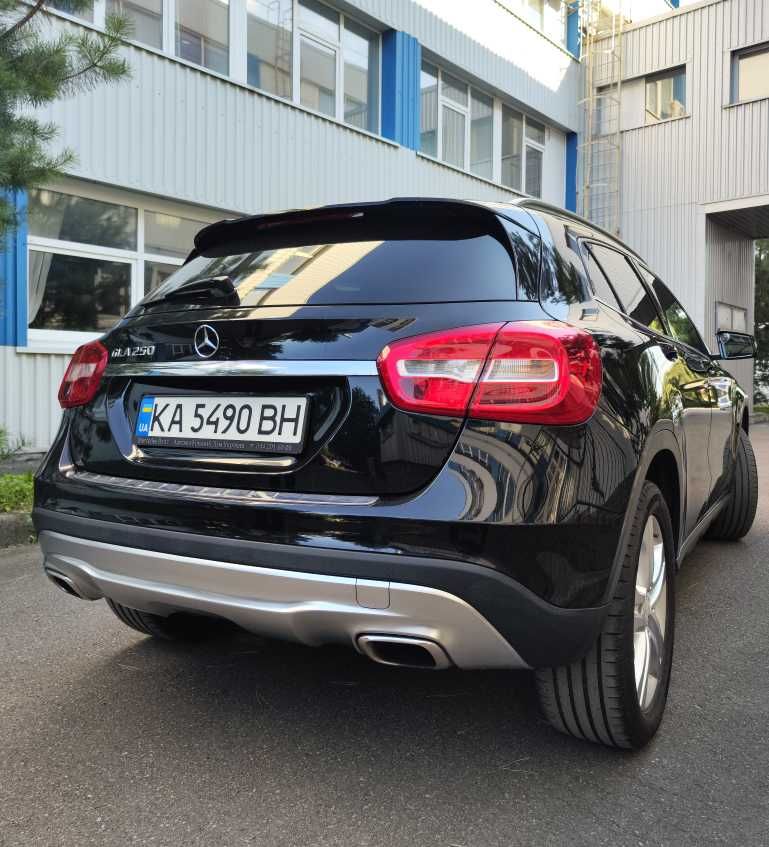 Mercedes-Benz GLA-Class 2016 X156 • 250 DCT (211 к.с.)