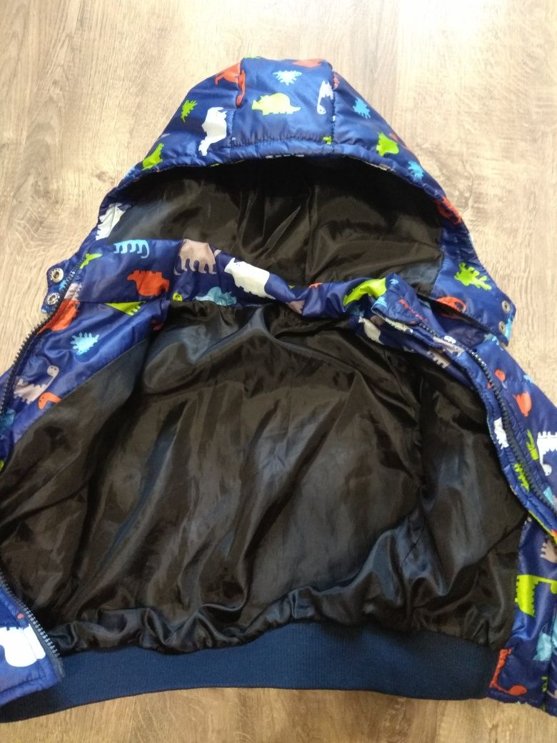 Курточка для мальчика 4-5 лет