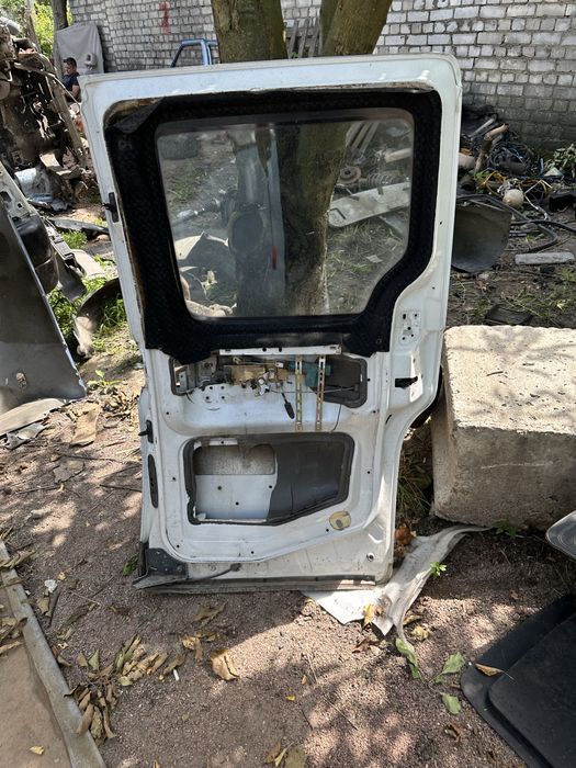 Дверь боковая здвижная пежо партнер ситроен берлинго