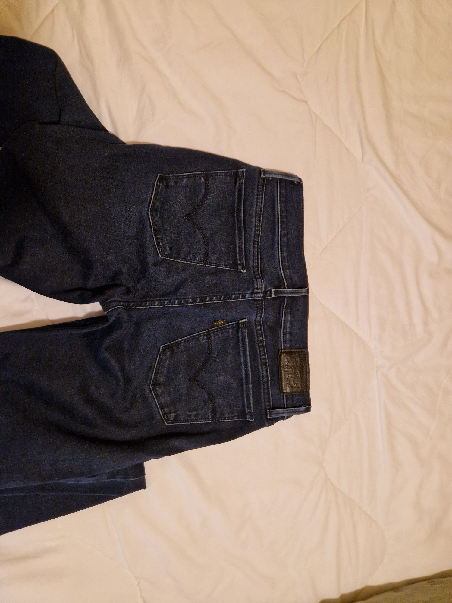 Calças Levis 710 mulher super skinny