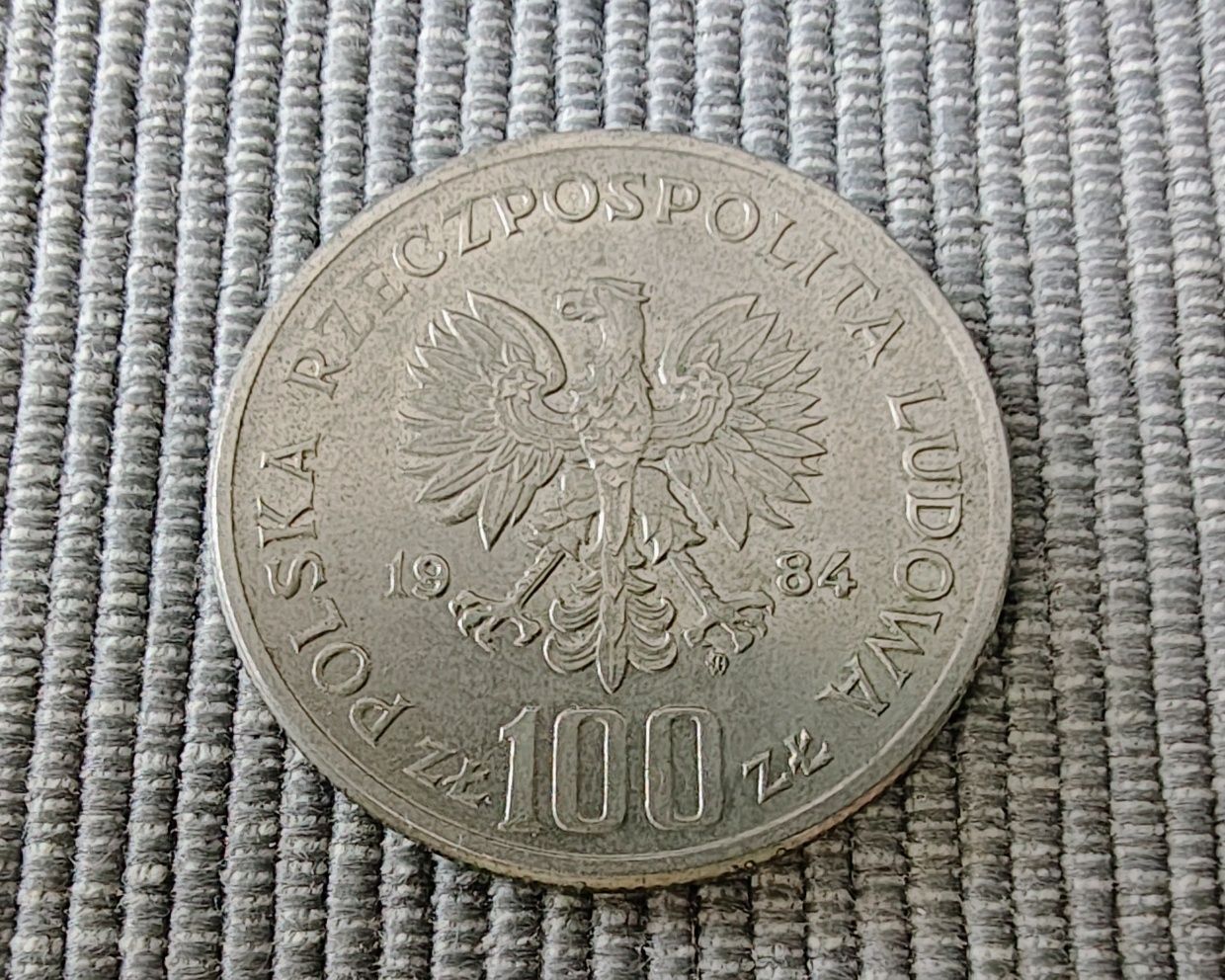 Moneta kolekcjonerska 40 Lat PRL z 1984 roku, nominał 100zł