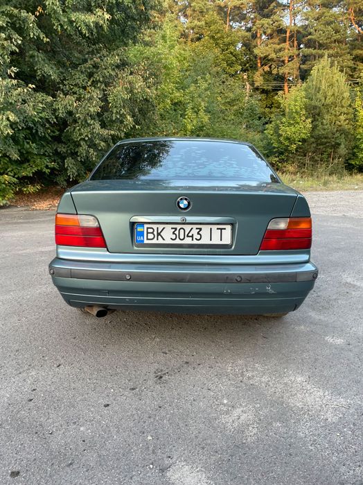 БМВ е36!2.0 бензин