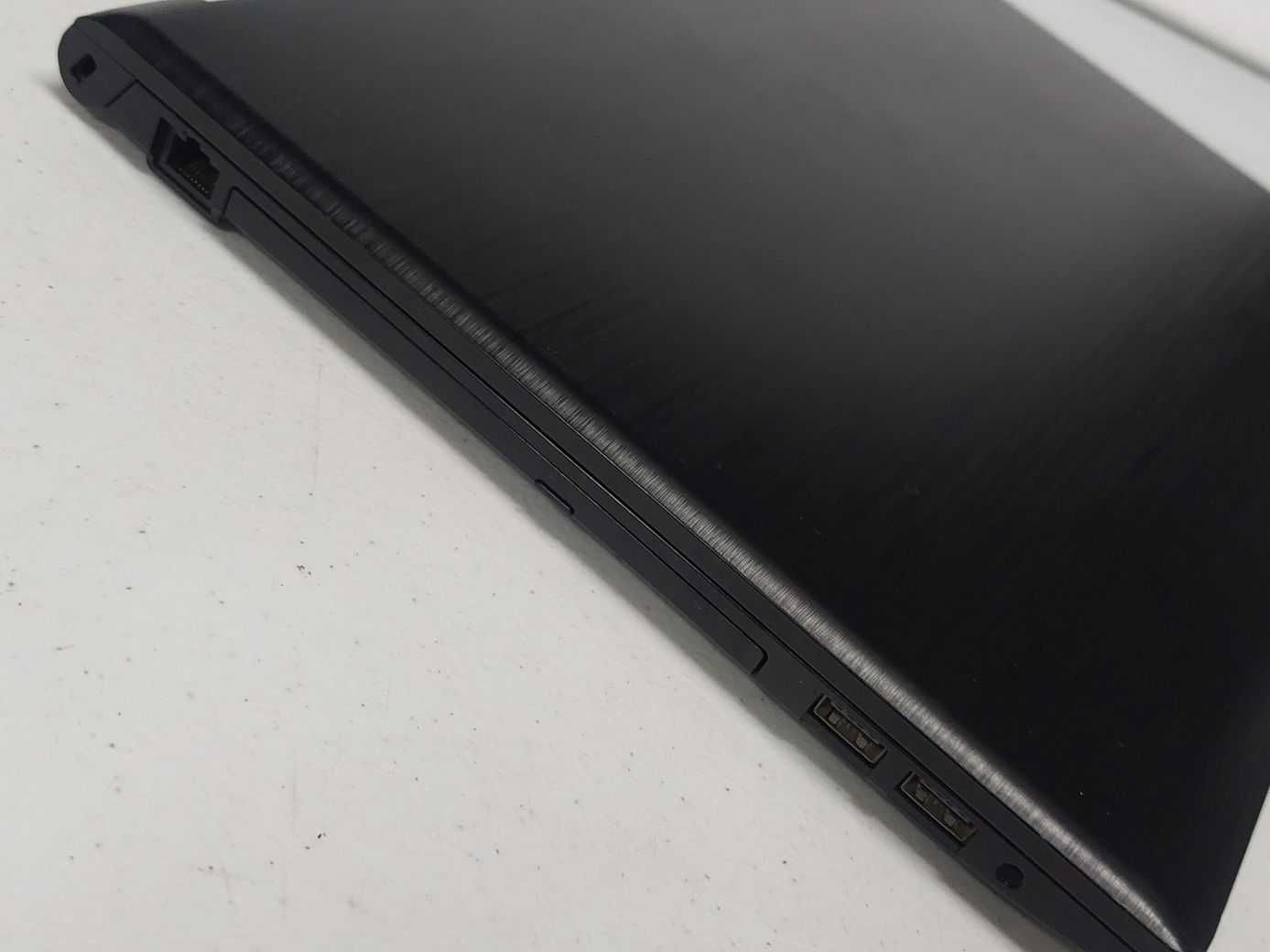 Toshiba i3 12Gb Ram SSD e bateria ótima