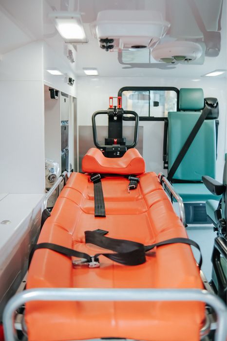 Перевезення хворих лежачих транспортування хворих перевозка больных